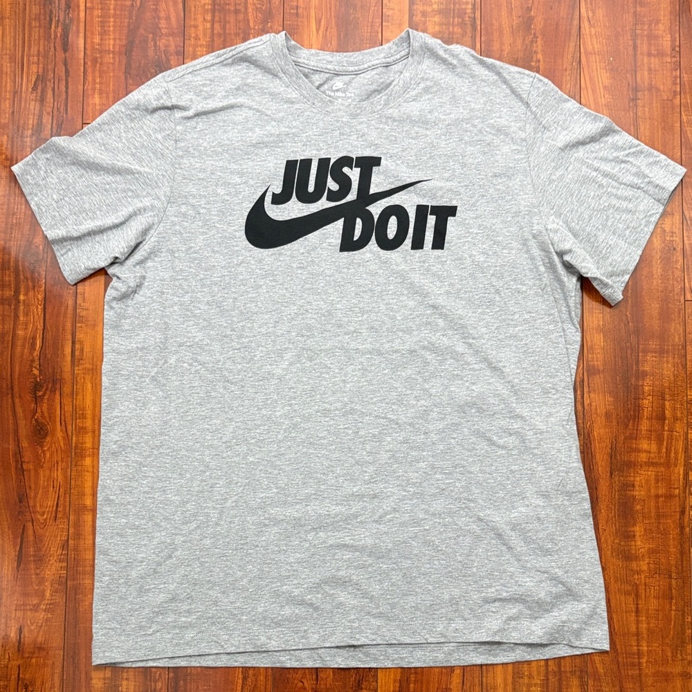 Nike Gray Short Sleeve T-Shirt with Black 'Just Do It' Logo